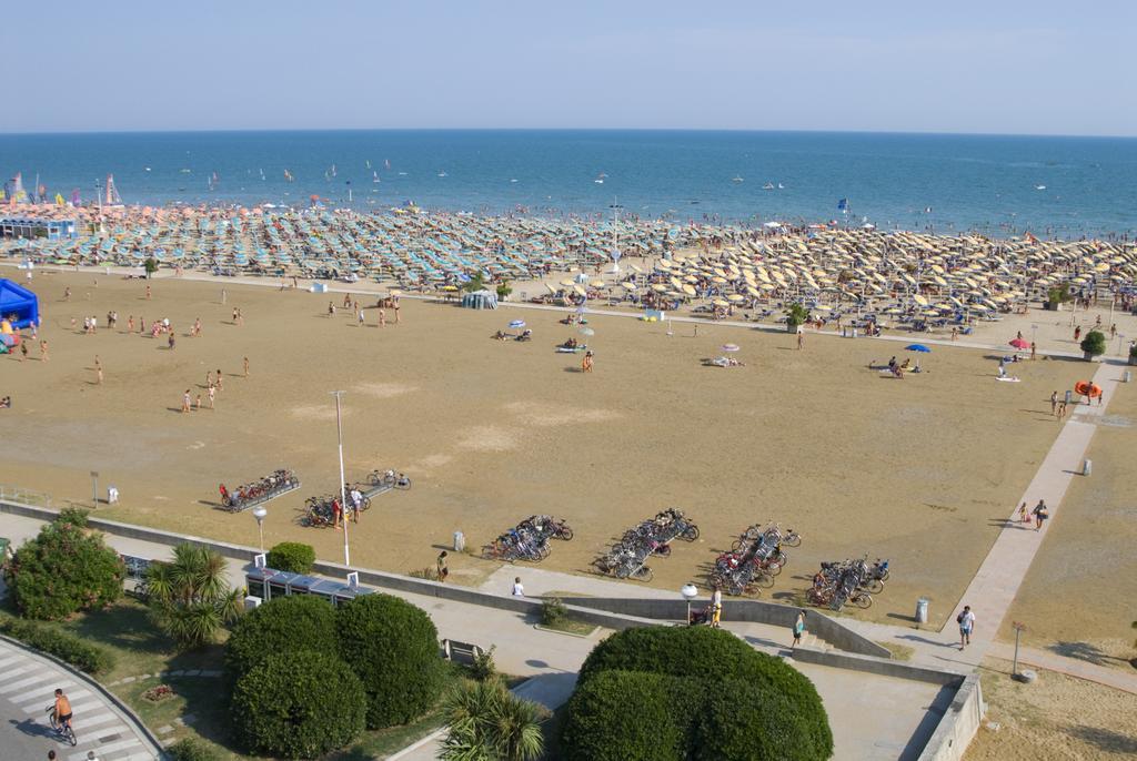 Appartamenti Sole Bibione Eksteriør bilde